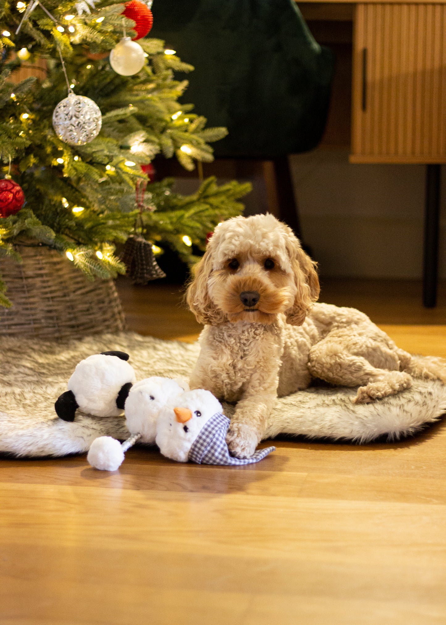 Cupid & Comet Snoop Snowman Dog Toy